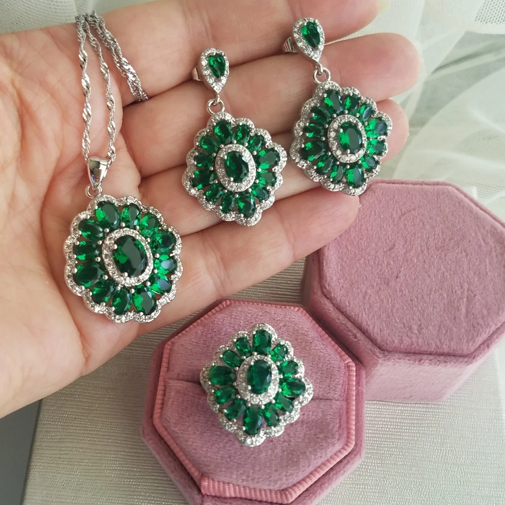 Swarovski Elements Emerald Green 925 Sterling Silver Statement Ring NEW - Picture 8 of 14